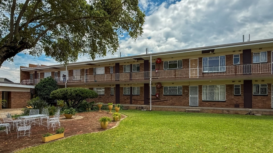 2 Bedroom Property for Sale in Flamwood North West